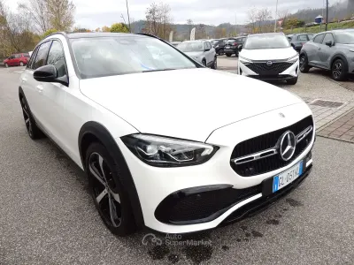 Usata Mercedes C220 Premium 200 CV (147 kW) 2023 Bianco Station wagon