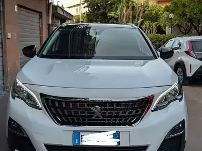 Usata Peugeot 3008 120 CV (88 kW) 2018 Bianco SUV