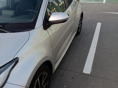 Usata Toyota Yaris 120 CV (88 kW) 2021 Grigio Berlina