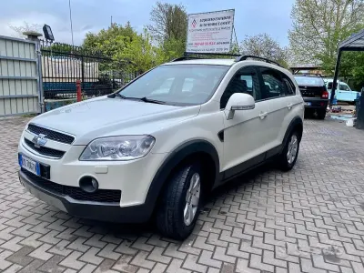 Usata Chevrolet Captiva 136 CV (100 kW) 2009 Bianco SUV