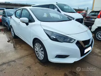 Usata Nissan Micra Tekna 92 CV (67 kW) 2022 Bianco Utilitaria