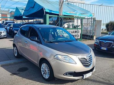 Begagnad Lancia Ypsilon Gold 86 HK (63 kW) 2014 Beige Halvkombi