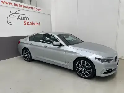 Usata BMW 530e Luxury Line 184 CV (135 kW) 2020 Argento Berlina