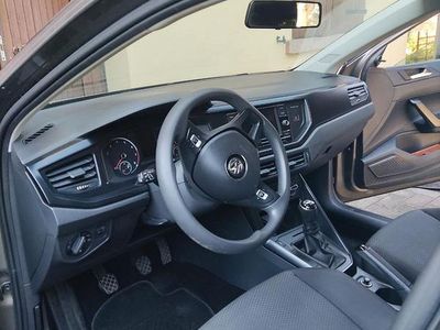 Usata VW Polo 90 CV (66 kW) 2018 Grigio Utilitaria
