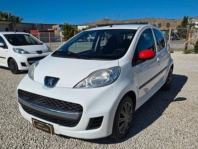 Occasion Peugeot 107 68 ch (50 kW) 2010 Blanc Citadine