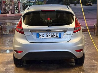 Usata Ford Fiesta 2008 Grigio Utilitaria