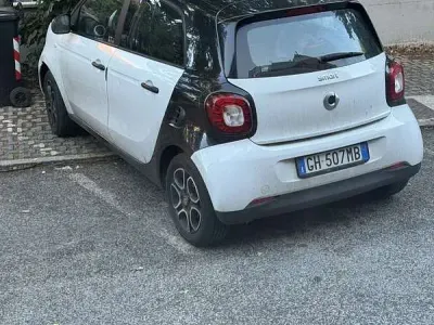 Usata Smart ForFour 71 CV (52 kW) 2019 Utilitaria