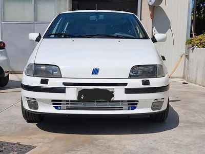 Usata Fiat Punto 300 CV (220 kW) 1997 Berlina
