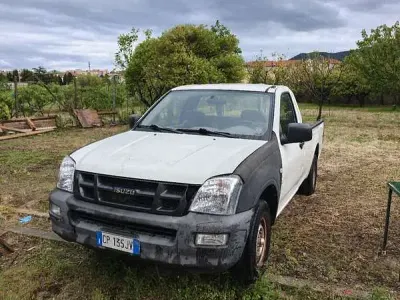 Usata Isuzu D-Max 101 CV (74 kW) 2005 Furgone