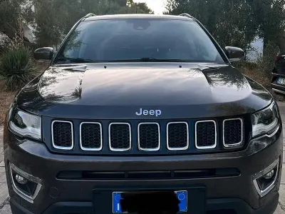 Usata Jeep Compass Limited 120 CV (88 kW) 2018 Grigio SUV