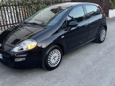 Usata Fiat Punto Active 60 CV (44 kW) 2016 Utilitaria