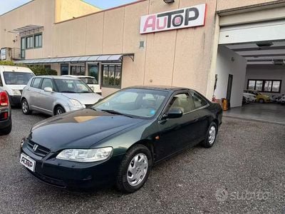 Usata Honda Accord ES 147 CV (108 kW) 1999 Verde Coupé