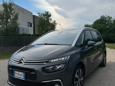 Usata Citroën Grand C4 Picasso Shine 120 CV (88 kW) 2017 Grigio Monovolume