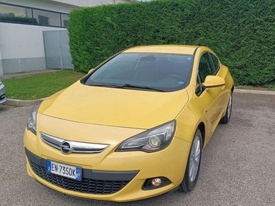 Opel Astra GTC