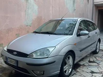 Usata Ford Focus 100 CV (73 kW) 2004 Berlina