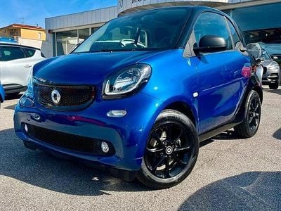 Blu Usata 2018 Smart ForTwo Coupé Passion Coupé | 11.990 € (Buon prezzo)