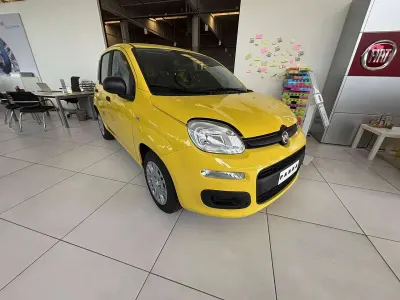 Nuova Fiat Panda Icon 69 CV (50 kW) 2026 Giallo positano Utilitaria
