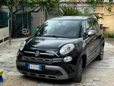 Usado Fiat 500L Cross 95 CV (69 kW) 2019 Negro Monovolumen
