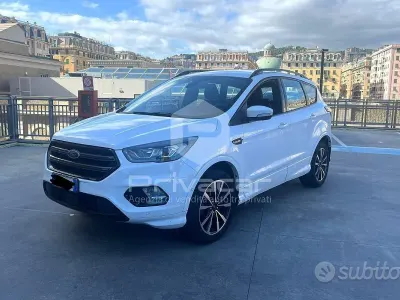Usata Ford Kuga ST-Line 120 CV (88 kW) 2019 Bianco SUV
