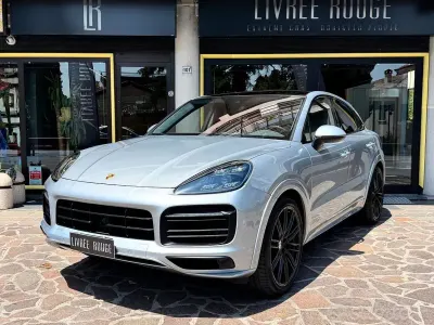 Usata Porsche Cayenne 460 CV (338 kW) 2021 Grigio SUV