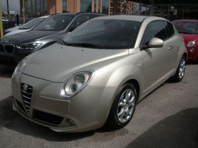 Usata Alfa Romeo MiTo 95 CV (69 kW) 2012 Gray Utilitaria