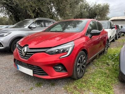 Usata Renault Clio V Techno 140 CV (102 kW) 2023 Rosso Berlina