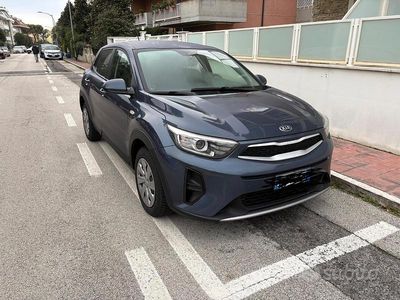 Usata Kia Stonic 2017 Blu SUV
