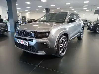 Usata Jeep Avenger Summit 101 CV (74 kW) 2025 Grigio scuro SUV
