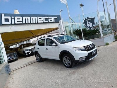 Usata Dacia Sandero Comfort 101 CV (74 kW) 2020 Bianco Berlina