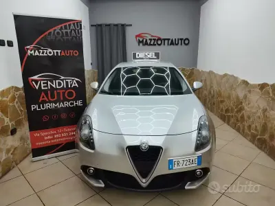 Usata Alfa Romeo Giulietta Super 120 CV (88 kW) 2018 Grigio Utilitaria