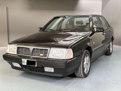 Usata Lancia Thema 215 CV (158 kW) 1988 Grigio Berlina