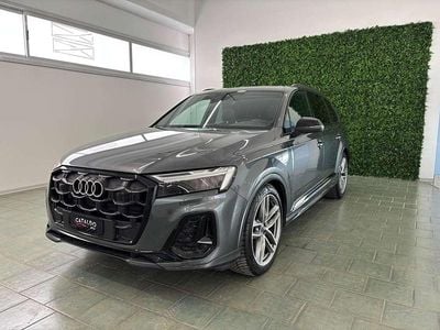 Usata Audi Q7 S-Line 286 CV (210 kW) 2024 Grigio daytona SUV