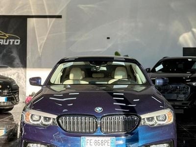 Usata BMW 530 Luxury Line 265 CV (194 kW) 2017 Blu Berlina