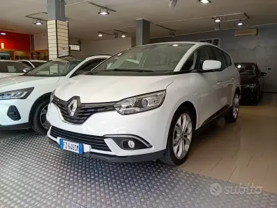 Usata Renault Grand Scénic IV 120 CV (88 kW) 2019 Bianco Monovolume