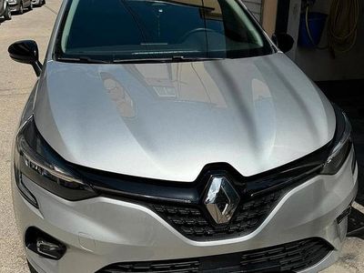Usata Renault Clio V 85 CV (62 kW) 2022 Grigio Berlina