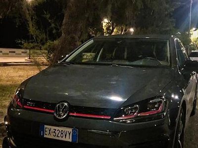 Usata VW Golf VII 85 CV (62 kW) 2014 Grigio Utilitaria
