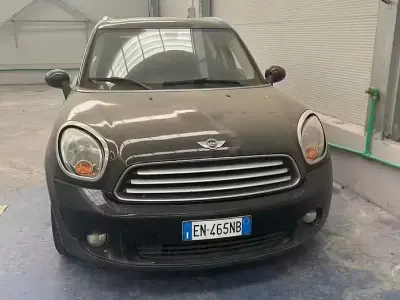 Usata Mini Cooper Countryman 111 CV (81 kW) 2012 Nero SUV