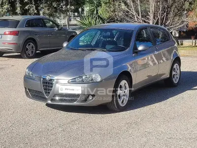 Occasion Alfa Romeo 147 Progression 120 PK (88 kW) 2008 Grijs Hatchback