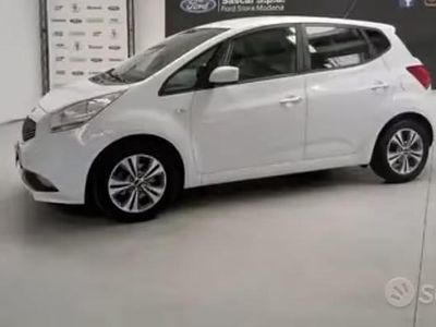 Usata Kia Venga Active 90 CV (66 kW) 2016 Bianco Utilitaria