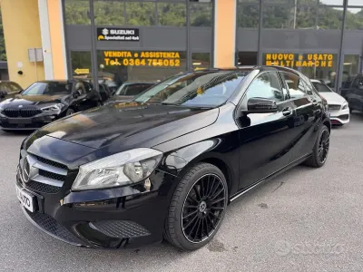 Usata Mercedes A180 Premium 122 CV (89 kW) 2013 Nero Berlina
