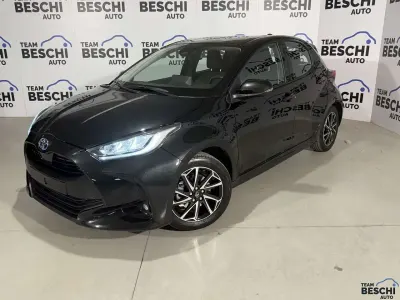 Usata Toyota Yaris Hybrid Trend 116 CV (85 kW) 2022 Nero Berlina