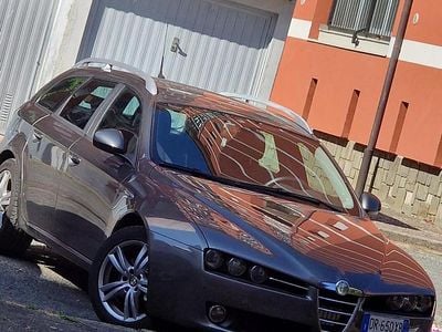 Grigio Usata 2008 Alfa Romeo 159 Station wagon | 2990 € (Ottimo prezzo)