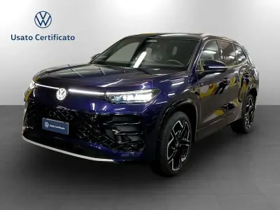 Usata VW Tayron R-line 204 CV (150 kW) 2025 Ultraviolet metallizzato SUV