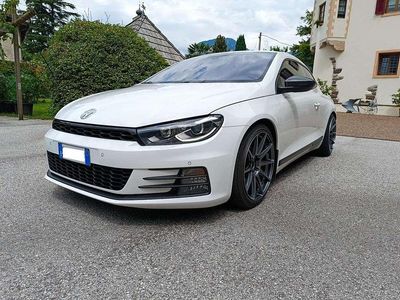 Begagnad VW Scirocco 150 HK (110 kW) 2015 Vit Sportkupé