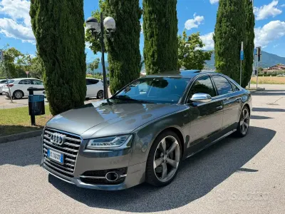 Usata Audi S8 Exclusive 519 CV (381 kW) 2015 Grigio Berlina