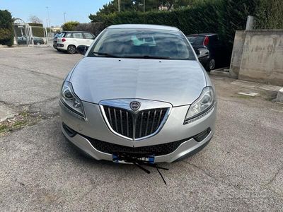 usata Lancia Delta 1.6 mjt Argento 120cv dpf