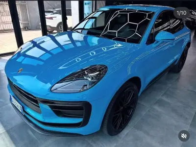 Usata Porsche Macan 265 CV (194 kW) 2022 Blu/azzurro SUV