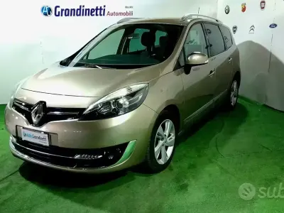 Usata Renault Scenic E-Tech 110 CV (80 kW) 2013 Marrone Utilitaria
