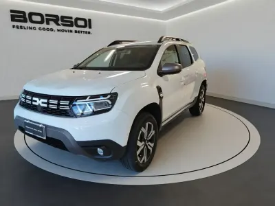 Usata Dacia Duster Journey 101 CV (74 kW) 2023 Bianco ghiaccio SUV