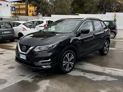Occasion Nissan Qashqai N-Connecta 131 PK (96 kW) 2018 Zwart SUV